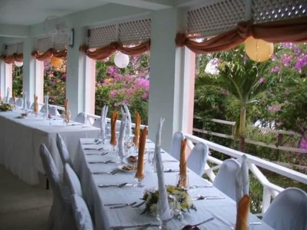 Treasure Beach Hotel Bagian luar foto
