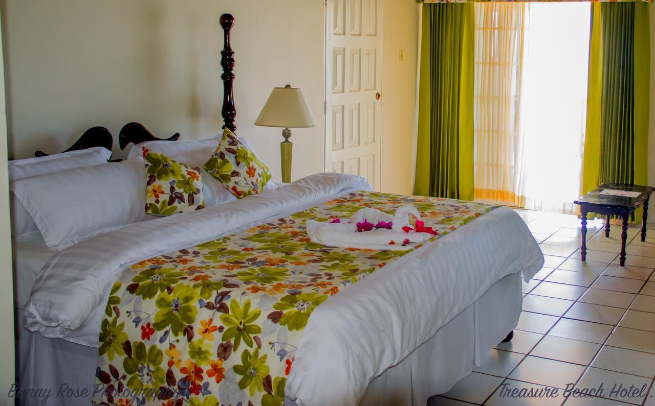 Treasure Beach Hotel Bagian luar foto