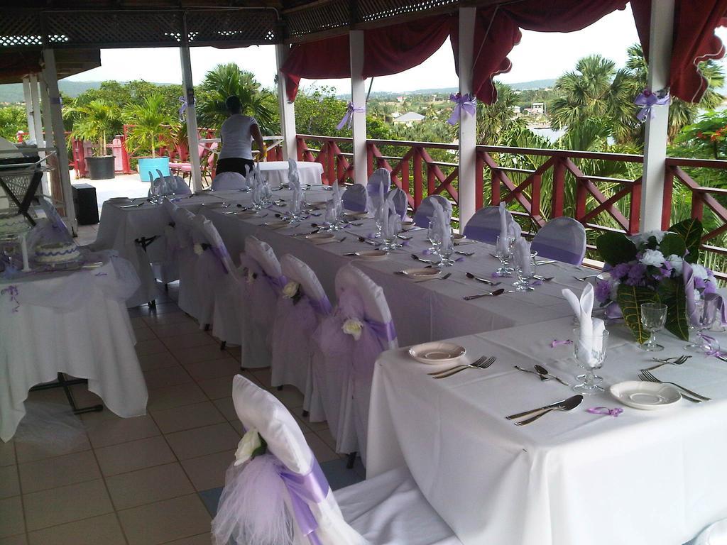 Treasure Beach Hotel Bagian luar foto